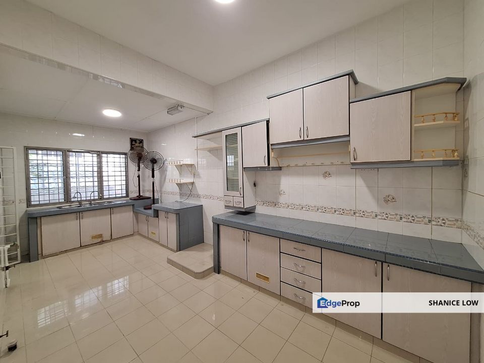 Bayan Hill Homes Bandar Puchong Jaya 2.5 storey link house 22x70 5 bedrooms 4 bathrooms, good condition for Sale, Selangor, Puchong