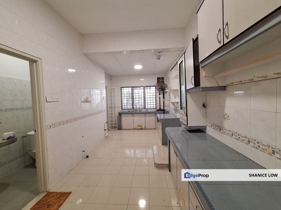 Bayan Hill Homes Bandar Puchong Jaya 2.5 storey link house 22x70 5 bedrooms 4 bathrooms, good condition for Sale, Selangor, Puchong