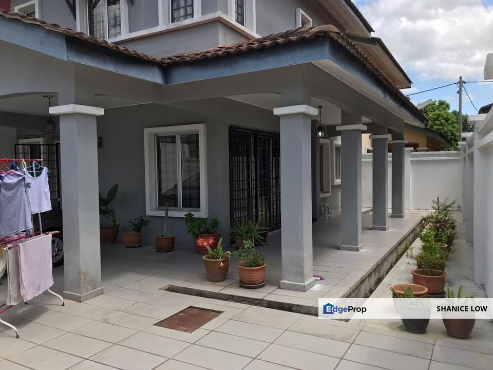 Bandar Puteri Puchong 2 storey End-lot with extra 10ft land 5 bedrooms 4 bathrooms. Must view, Selangor, Bandar Puteri Puchong
