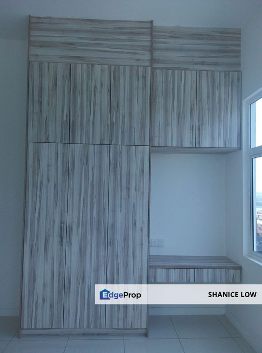 Skypod Residences 881sf 2rooms 2baths 2parking side by side semi furnished for Rent, Selangor, Puchong