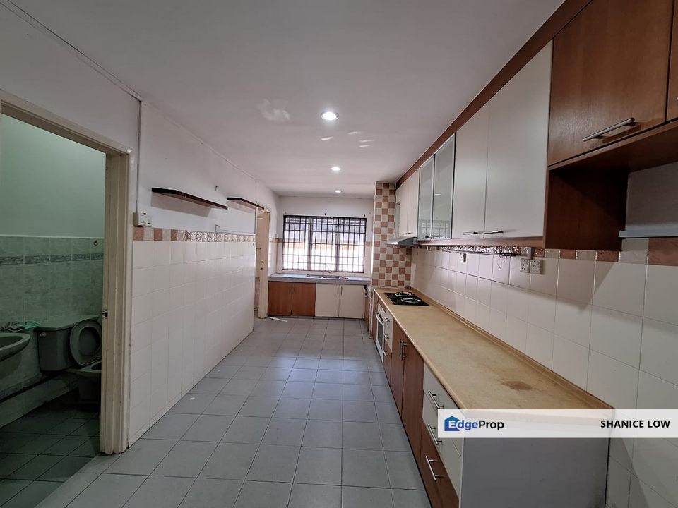 Bayan Hill Homes Bandar Puchong Jaya 2.5 storey link house 22x70 5 bedrooms 4 bathrooms, good condition for Sale, Selangor, Puchong