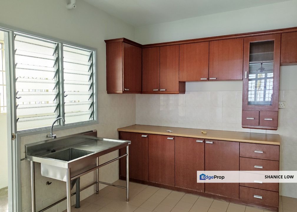 Sri Pinang Apt Jln Wawasan Bandar Puteri Puchong 850sf low floor for Rent, Selangor, Puchong