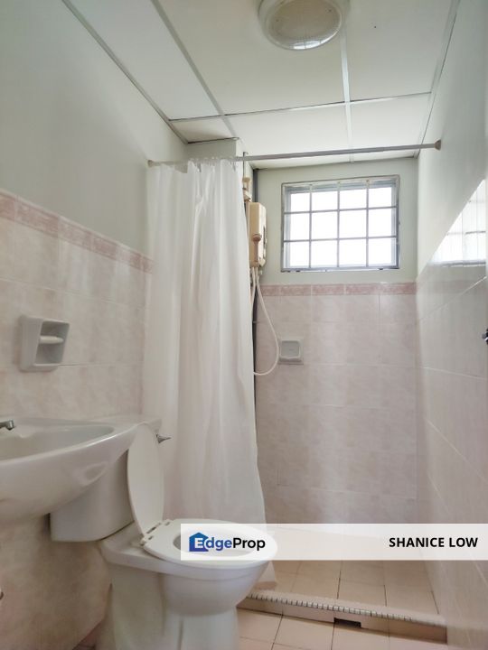 Sri Pinang Apt Jln Wawasan Bandar Puteri Puchong 850sf low floor for Rent, Selangor, Puchong