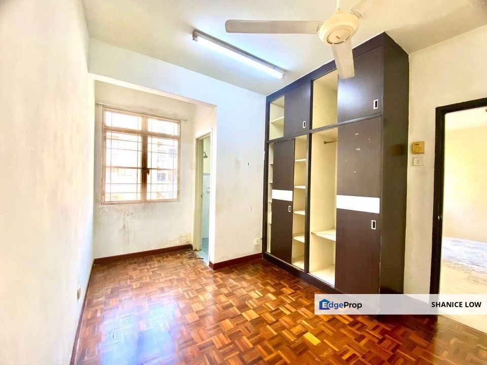 Semarak Apartment Jalan Wawasan Bandar Puteri Puchong 750sf 3rooms 2bathrooms 1 parking for Sale, Selangor, Puchong