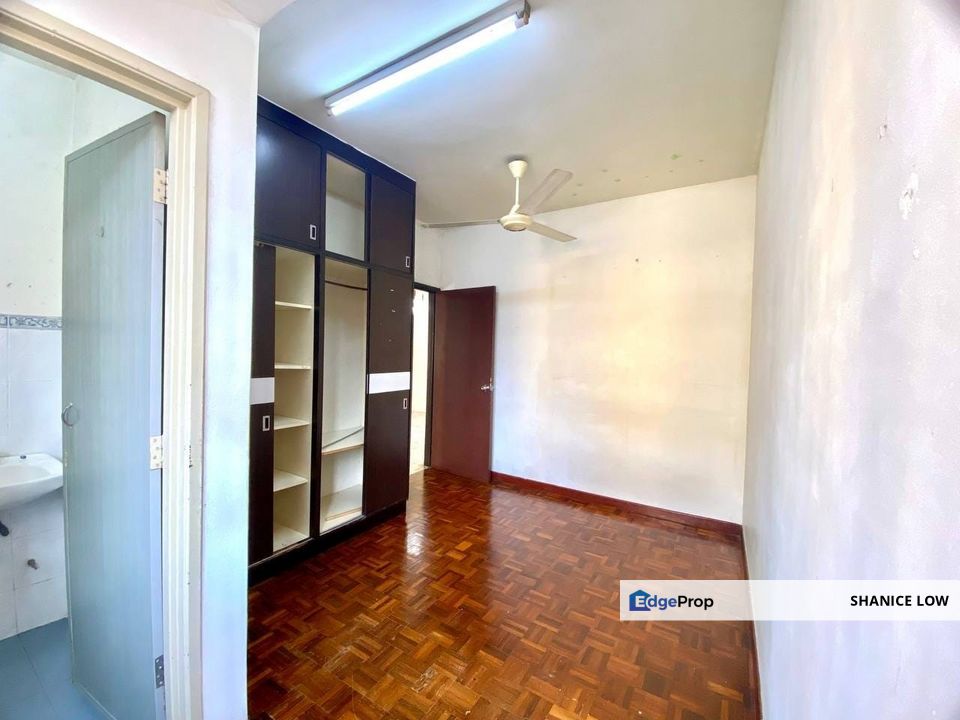 Semarak Apartment Jalan Wawasan Bandar Puteri Puchong 750sf 3rooms 2bathrooms 1 parking for Sale, Selangor, Puchong