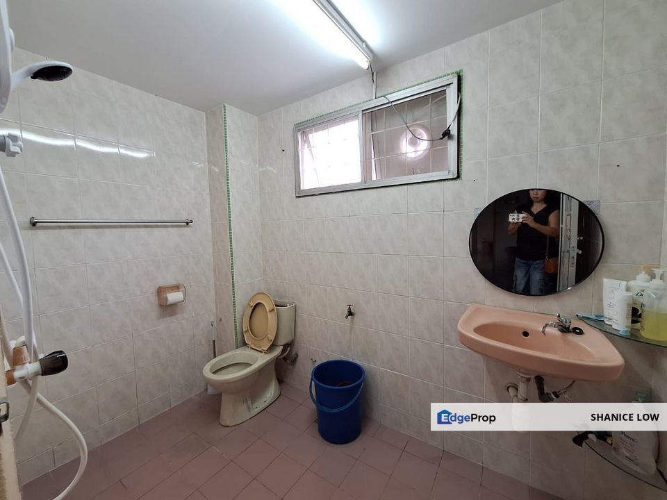 Bandar Puchong Jaya 24 x 80 6 bedrooms 4 bathrooms fully extended for Sale, Selangor, Puchong