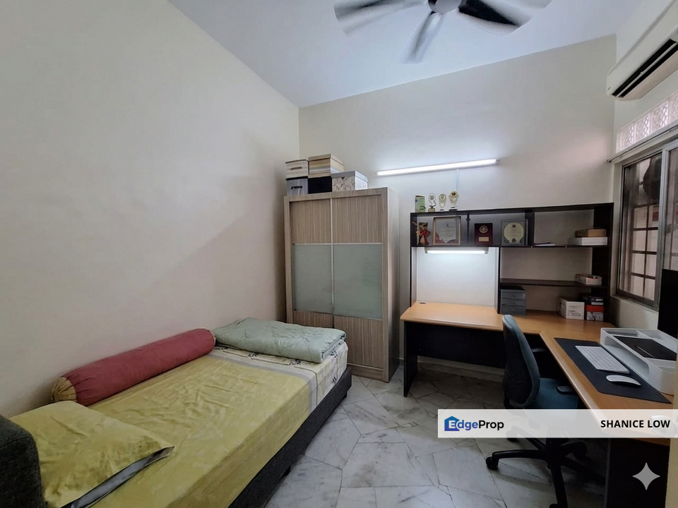 Bandar Puchong Jaya 24 x 80 6 bedrooms 4 bathrooms fully extended for Sale, Selangor, Puchong