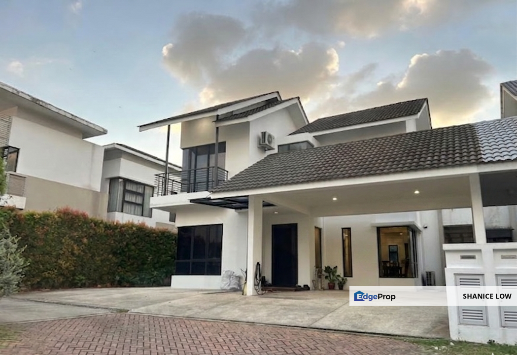 Lake Edge Puchong 2sty Semi-d 50x90 6rooms 7baths gated guarded Sale, Selangor, Puchong