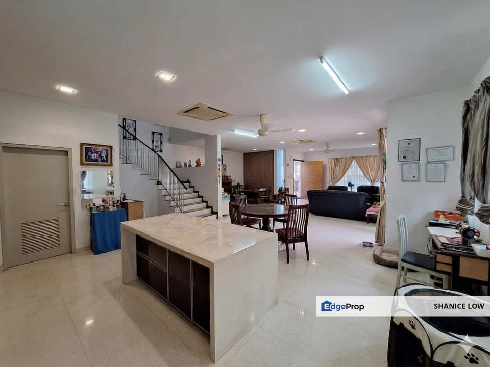 Taman Bukit Kuchai Bandar Kinrara 2sty Semi-d 40x100 6rooms 6baths for Sale, Selangor, Bandar Kinrara Puchong