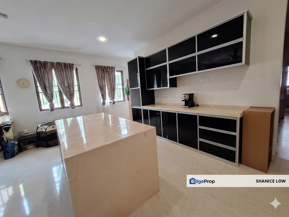 Taman Bukit Kuchai Bandar Kinrara 2sty Semi-d 40x100 6rooms 6baths for Sale, Selangor, Bandar Kinrara Puchong