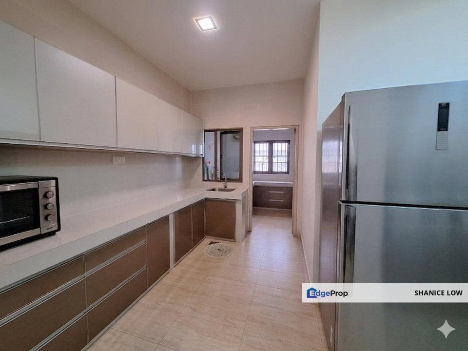Taman Bukit Kuchai Bandar Kinrara 2sty Semi-d 40x100 6rooms 6baths for Sale, Selangor, Bandar Kinrara Puchong