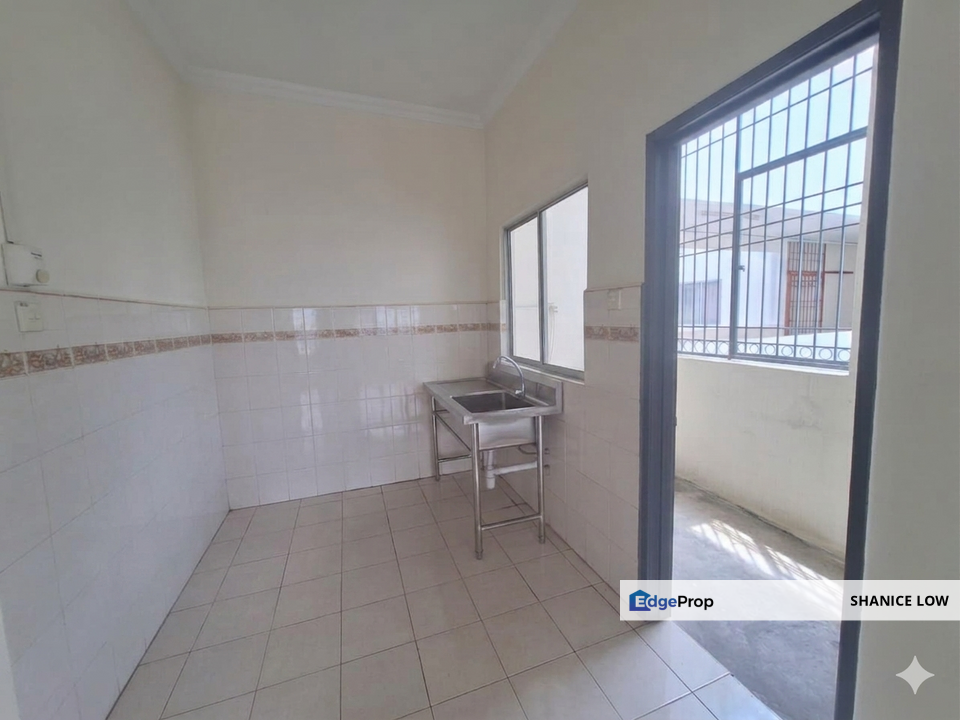 Bayu Puteri Apt Tropicana PJ  1700sf 5rooms 3baths 4parking for Sale, Selangor, Tropicana