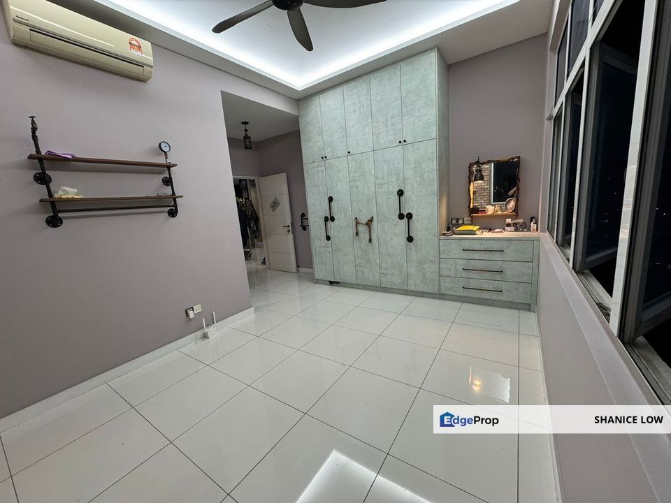 Skypod Residences 881sf 2rooms 2baths 2parking semi furnished for Rent, Selangor, Puchong