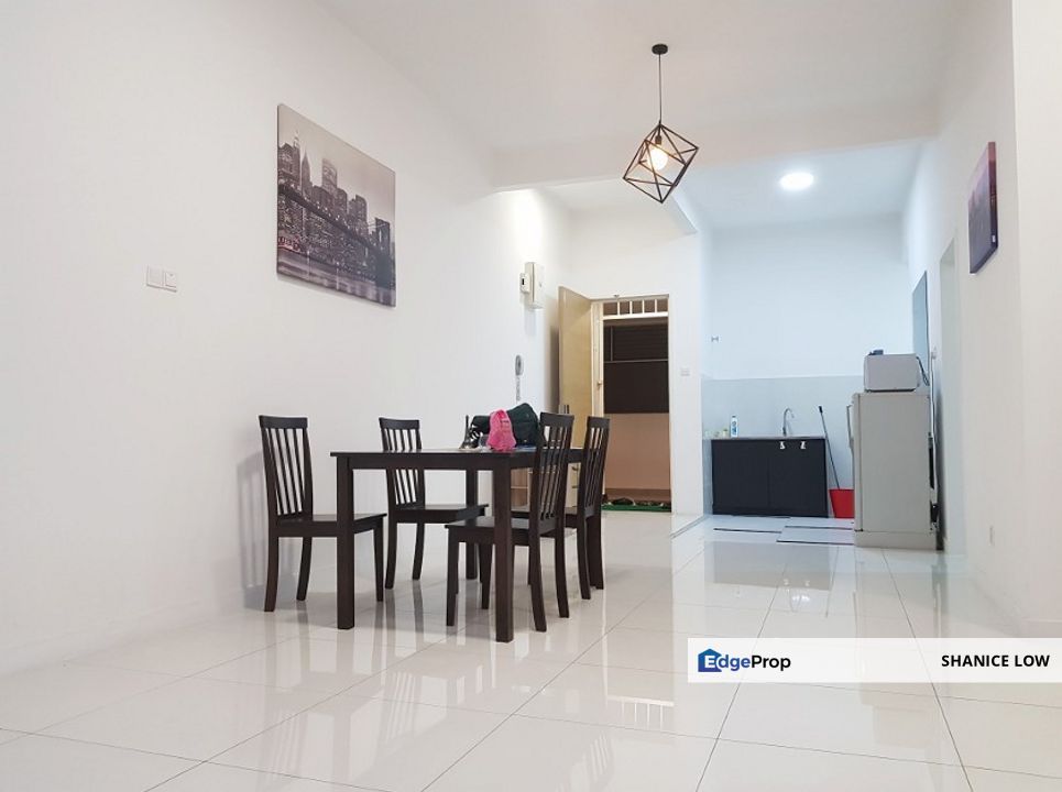 Skypod Residences Puchong Jaya 1248sf 3 bedrooms 3bathrooms 3 parking for Sale, Selangor, Puchong