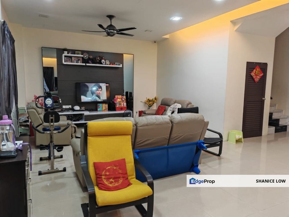 Bandar Nusaputra Puchong South 2 sty Semi-d 40x80 5rooms Gated & Guarded for Sale, Selangor, Puchong South