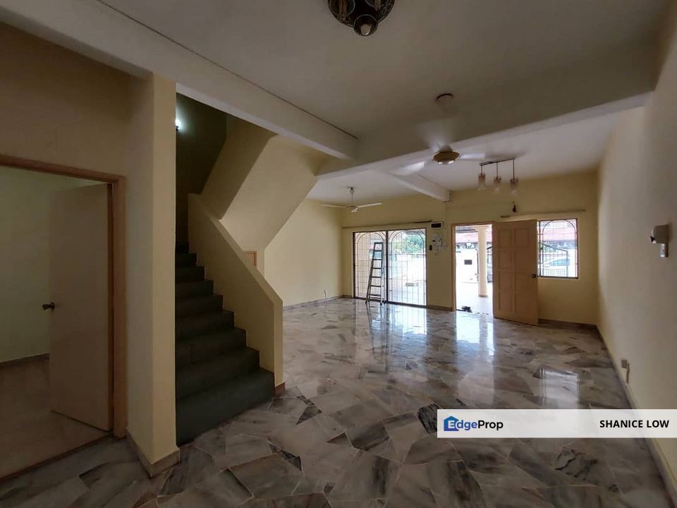 Bandar Puchong Jaya 2 sty 20x75 4rooms 3baths kitchen and 2 bedrooms fully extended for Sale, Selangor, Puchong