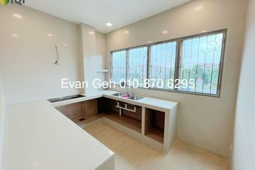 Puteri 9 Semi-D 2.5 Storey (50x129)