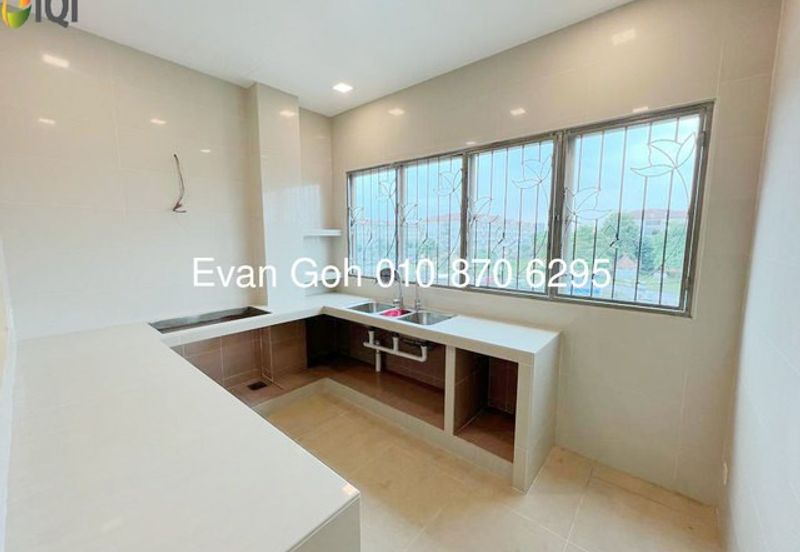 Puteri 9 Semi-D 2.5 Storey (50x129)