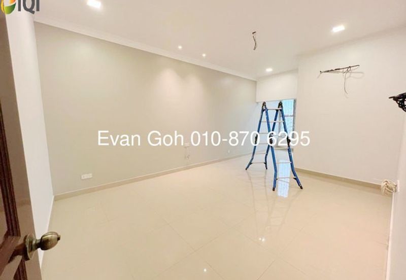 Puteri 9 Semi-D 2.5 Storey (50x129)