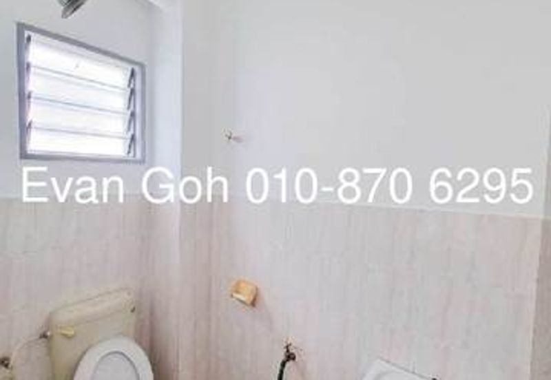 Taman Saujana Puchong