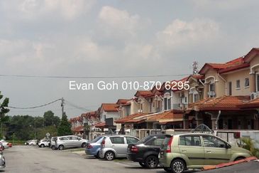 Taman Saujana Puchong