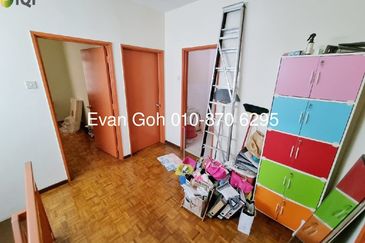 Taman Saujana Puchong