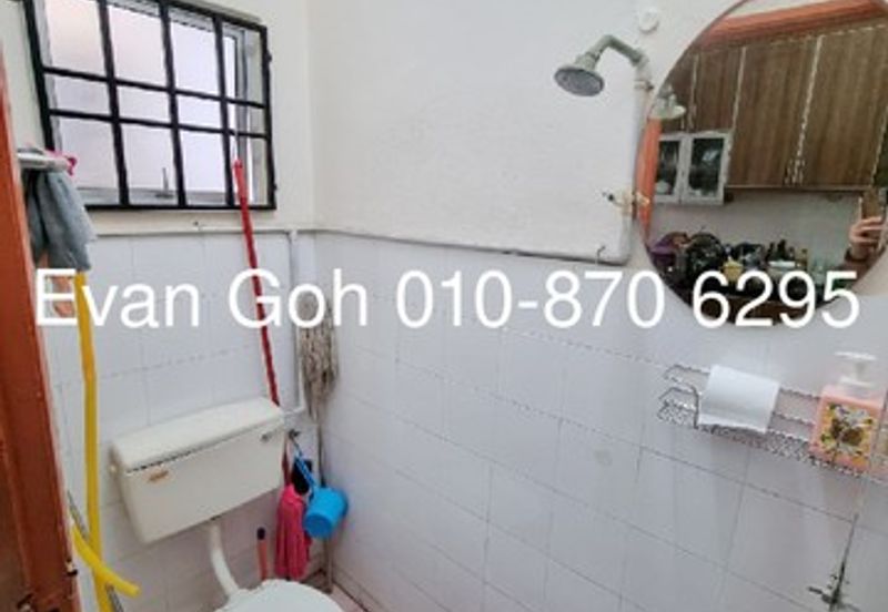 Taman Saujana Puchong