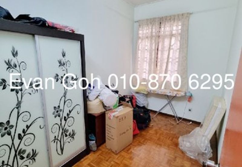 Taman Saujana Puchong