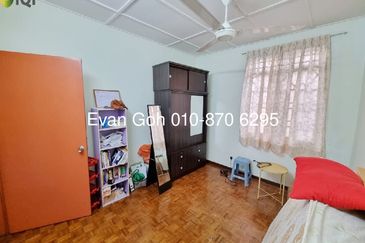 Taman Saujana Puchong