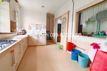 Happy Garden (Taman Gembira)