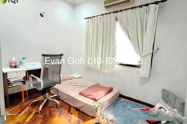 Happy Garden (Taman Gembira)