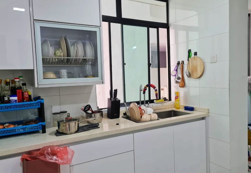 Papillon Desahill Condominium