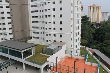 Papillon Desahill Condominium