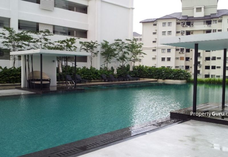 Papillon Desahill Condominium