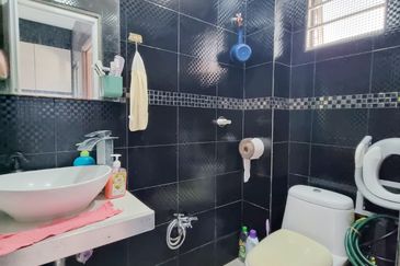 Taman Saujana Puchong