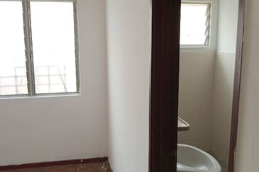 Taman Saujana Puchong