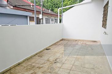 Taman Saujana Puchong