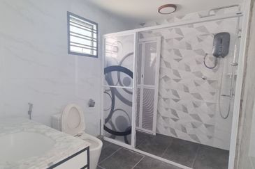 Taman Saujana Puchong