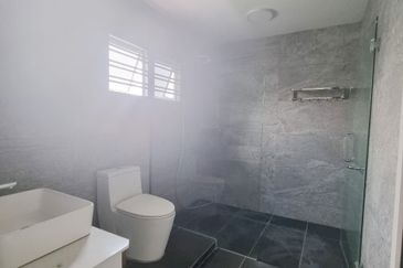 Taman Saujana Puchong