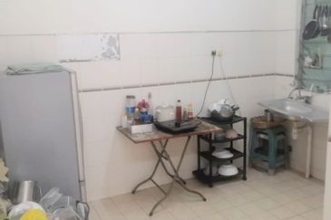 D Cahaya Apartment, Bandar Puchong Jaya