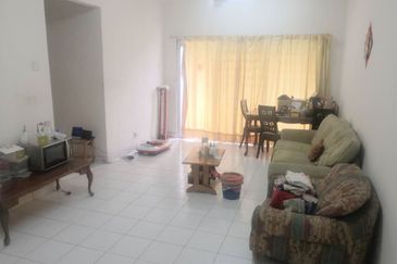 D Cahaya Apartment, Bandar Puchong Jaya