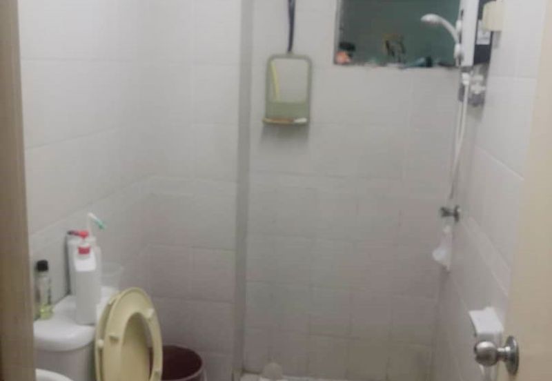 D Cahaya Apartment, Bandar Puchong Jaya