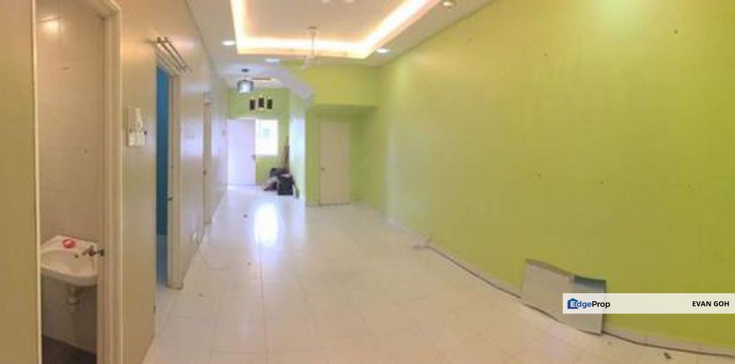 Lake Residence Townhouse (Ground), Selangor, Puchong