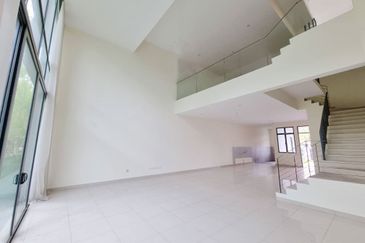 Taman Nusaputra Timur