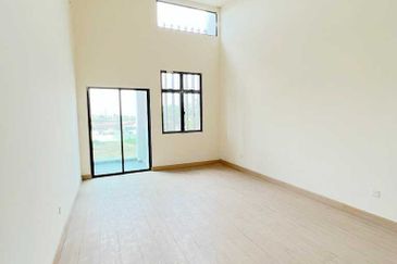 Taman Nusaputra Timur