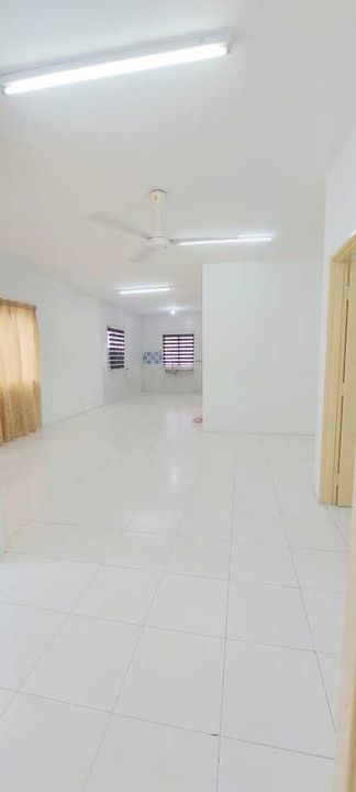 Lake Residence Townhouse 22x80 (Upper - Endlot), Selangor, Puchong