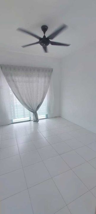 Lake Residence Townhouse 22x80 (Upper - Endlot), Selangor, Puchong