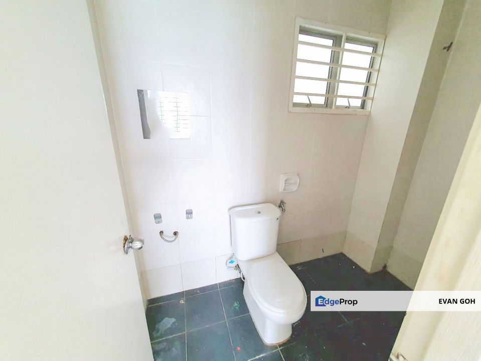 Lake Residence Townhouse 22x80 (Upper - Lake View), Selangor, Puchong