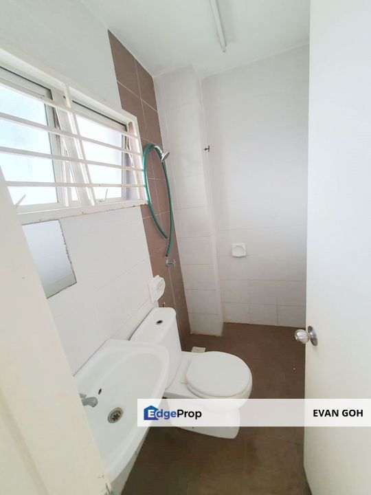 Lake Residence Townhouse 22x80 (Upper - Lake View), Selangor, Puchong