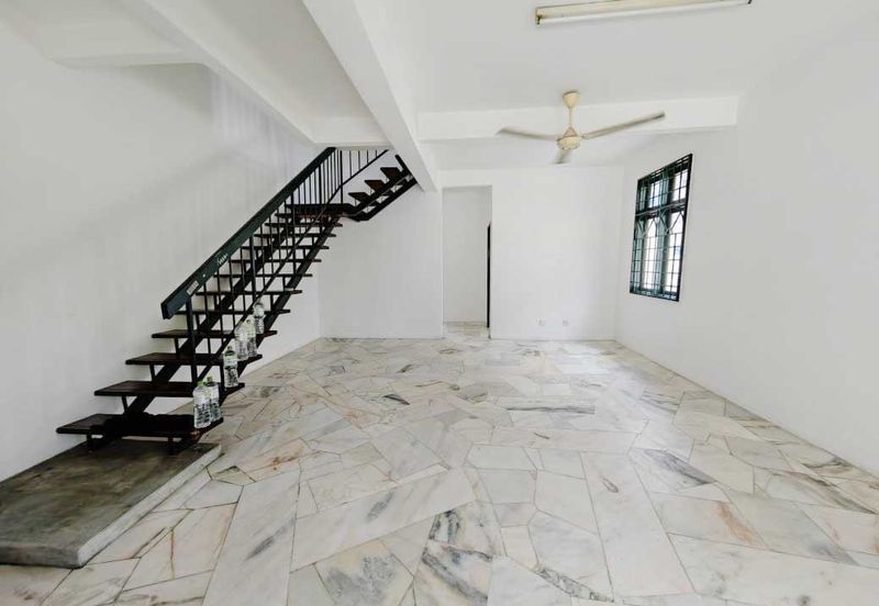 Taman Saujana Puchong